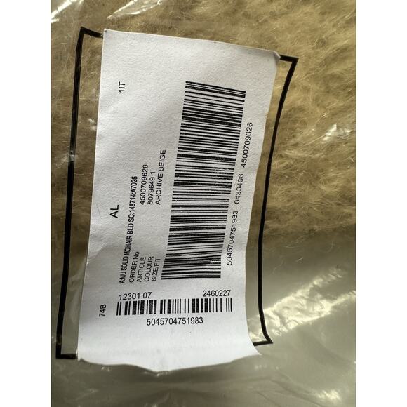 Burberry Solid Mohair Wool Scarf Archive Beige 212x17 80796491 Italy NWT $390 - Picture 13 of 13